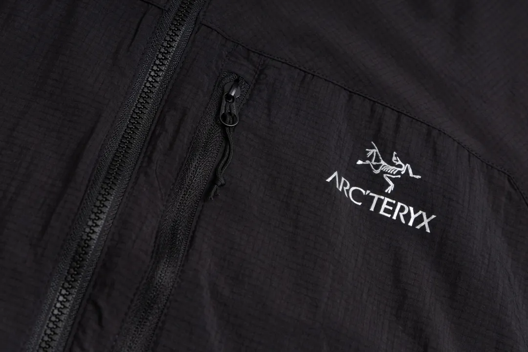 ➕5 Arcteryx/ Squamish Hoody Breathable Squamish Hoody UPF 50.UVA （ ） ！ ： Storm Hood 、No Slip Zip 、 ， ， 。